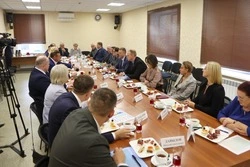 Валерий Лимаренко обсудил вопросы с лидерами профсоюзного движения