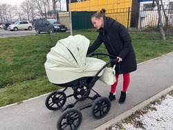 В Сахалинской области более 900 семей получили единовременную выплату на первого ребенка в 2024 году