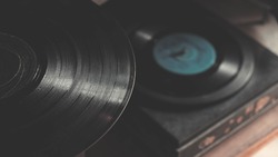 Тест: эти 9 хитов в сердце у каждого, кто жил в СССР, узнаете их?  