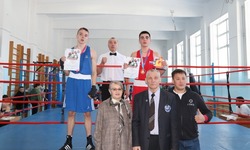 Турнир по боксу