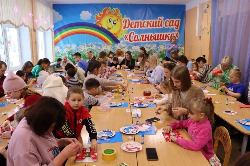 Новогодний подарок детям Шахтерска