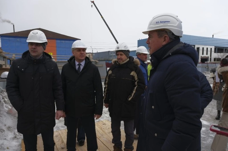 К 1 сентября в Макарове откроют современный спортивный комплекс с ледовой ареной 