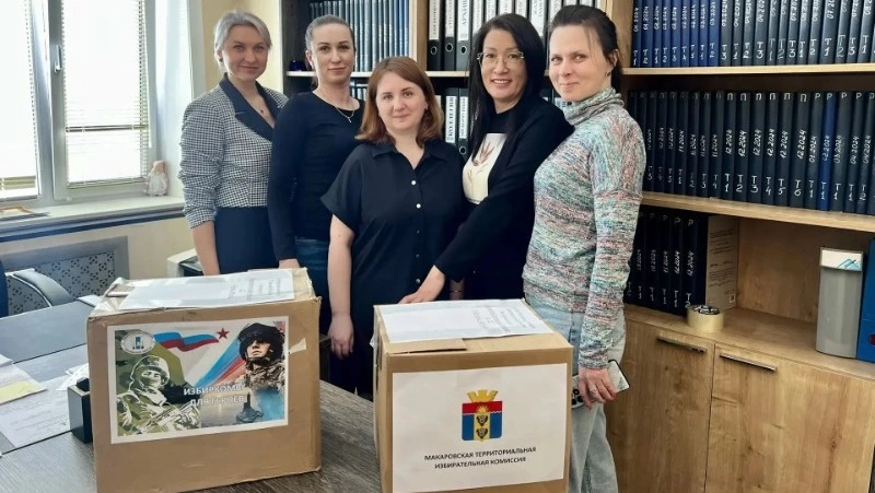 Макаровские избиркомы поддержали акцию «Избиркомы для героев» и собрали гуманитарную помощь