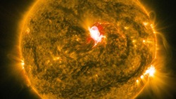 Затяжная магнитная буря обрушится на Землю в июле 2024 года 