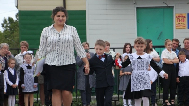 «Дверь в мир знаний отворите...»