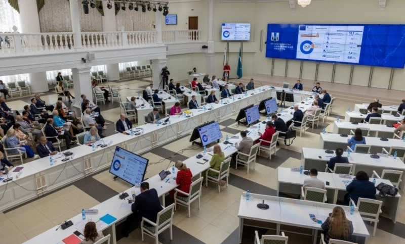 Бюджет Сахалинской области остается социально ориентированным