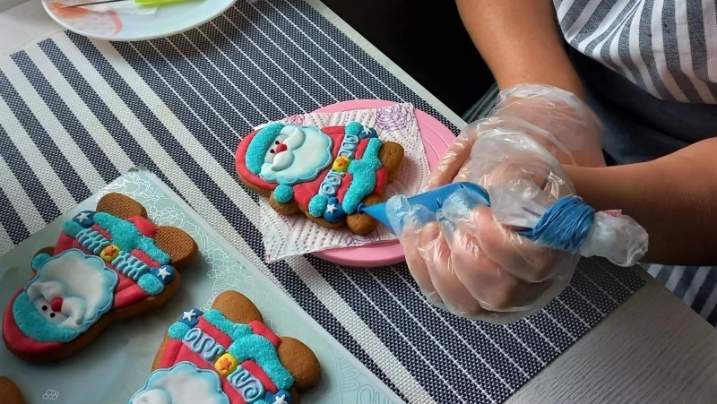 Сахалинский кондитер купила оборудование на субсидию для самозанятых