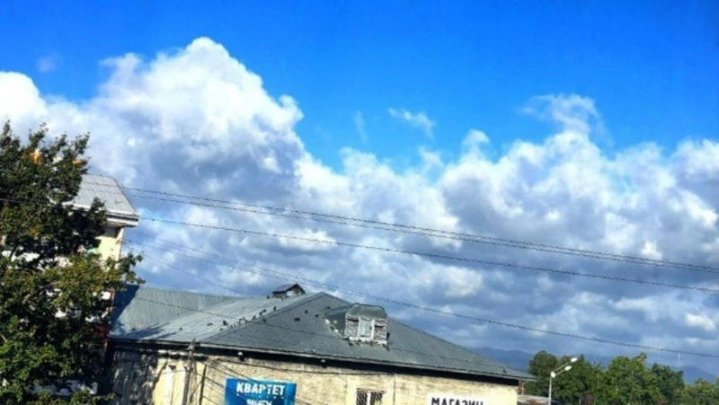 Жара до +27 градусов и кратковременные дожди: погода в Сахалинской области 15 августа
